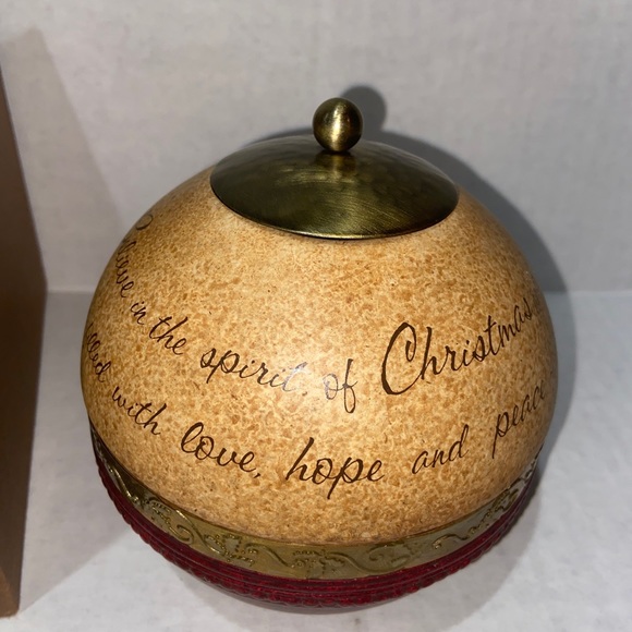 NEW 2006 Comfort Candles Joy & Pride BELIEVE 05109 Tealight Holder NIB - Picture 3 of 7